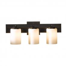 Hubbardton Forge - Canada 206303-FLU-10-GG0188 - Ondrian 3 Light Horizontal Sconce